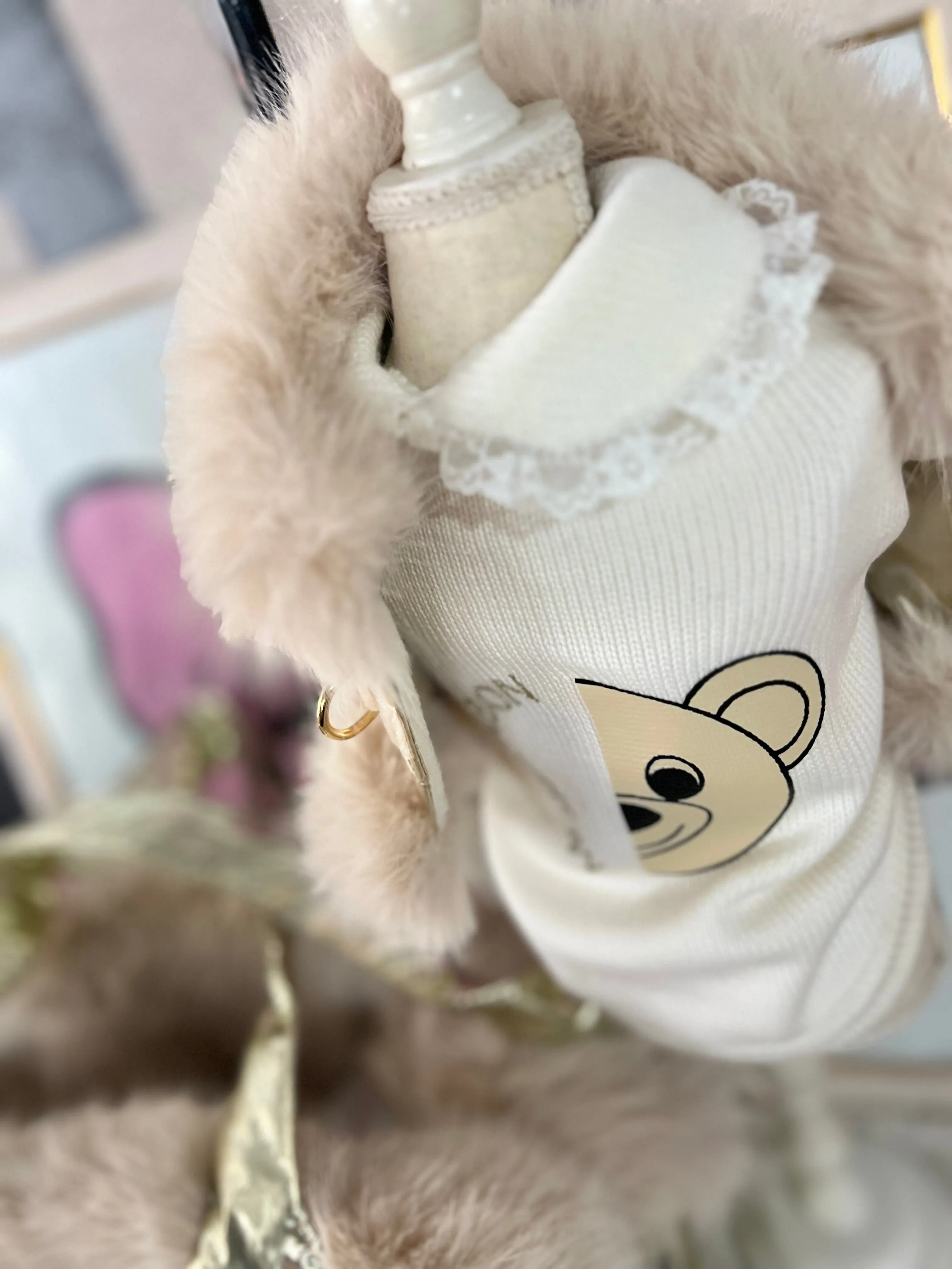 Aries Pullover