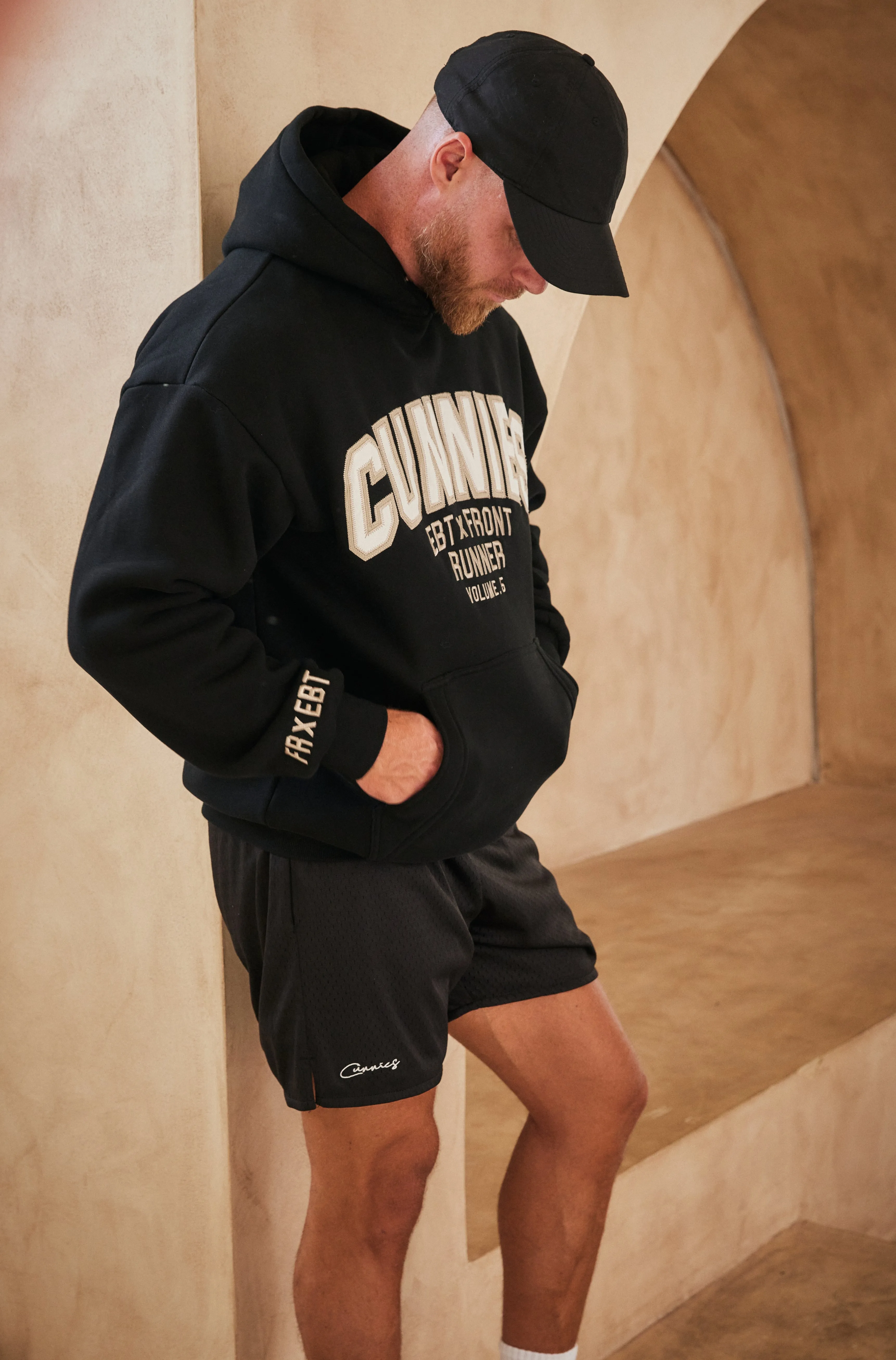 V5 Cunnies Hoodie - Black Malt