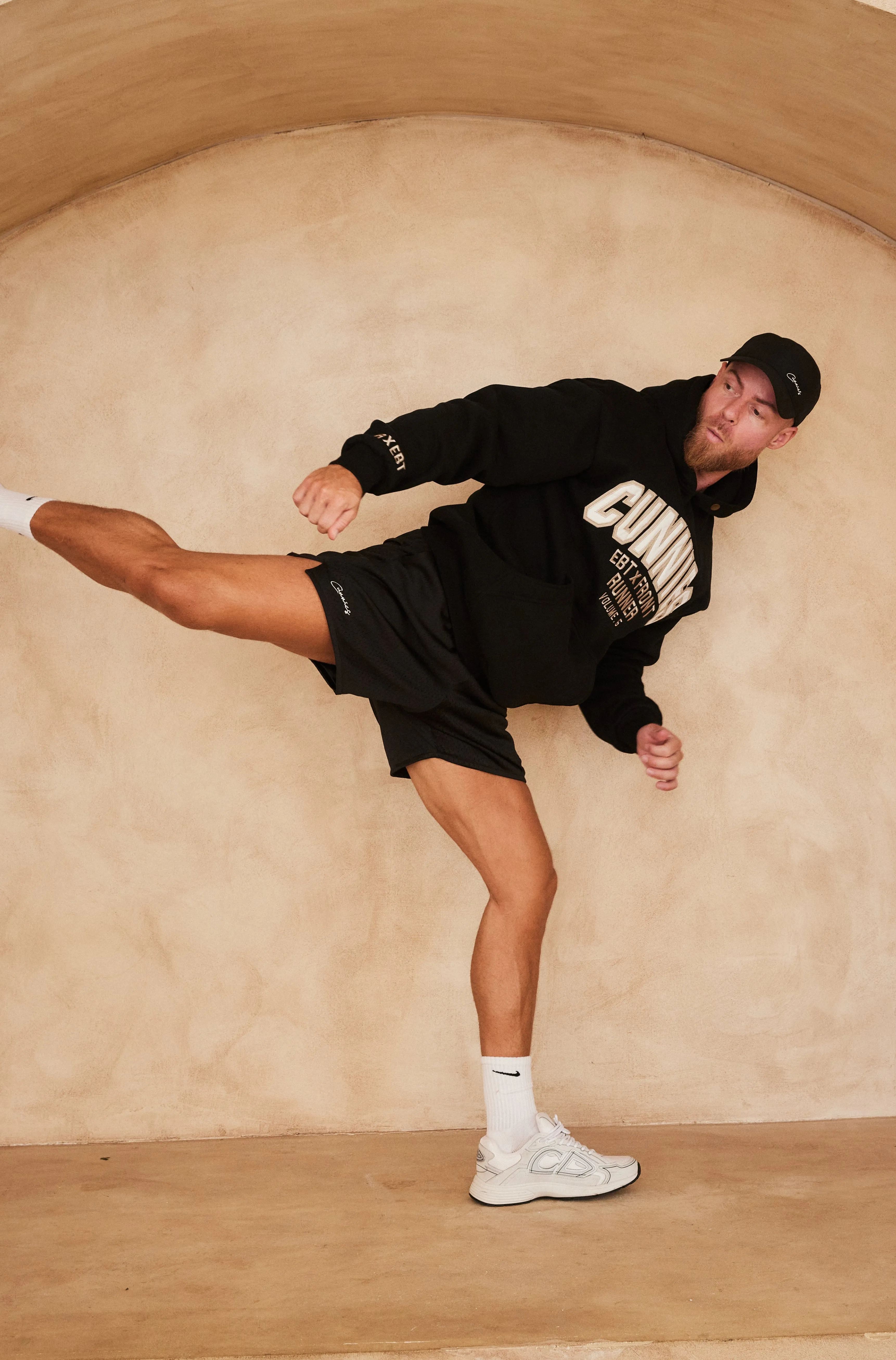 V5 Cunnies Hoodie - Black Malt