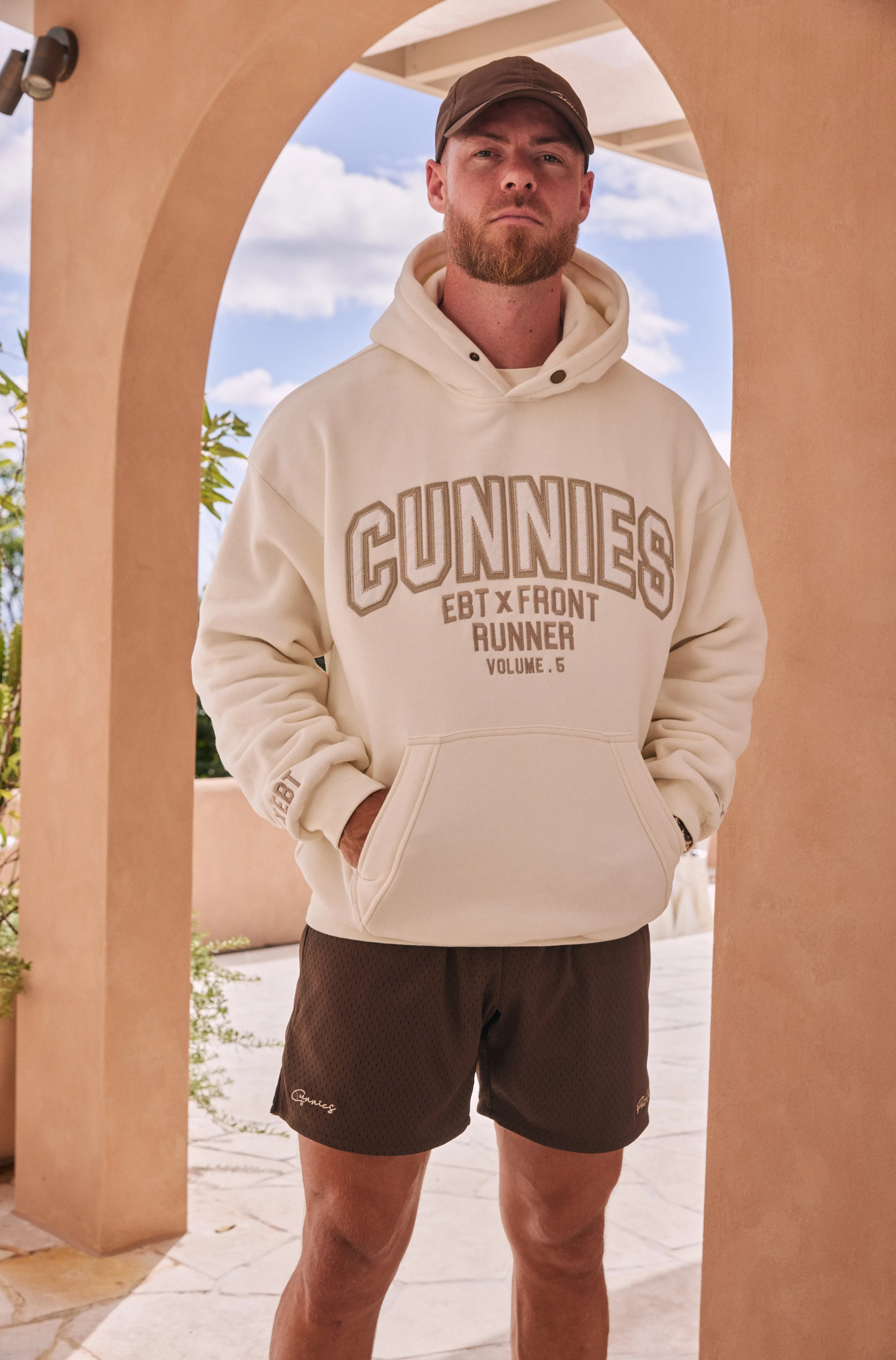 V5 Cunnies Hoodie - Vanilla